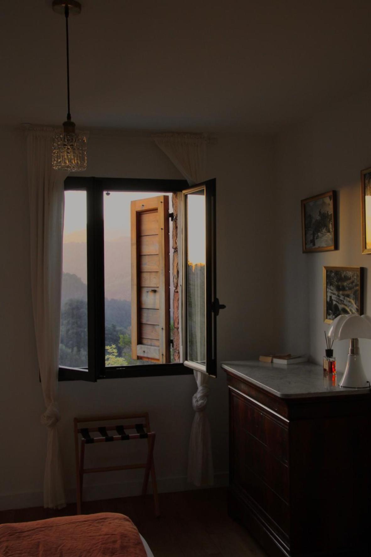 Alojamento de Acomodação e Pequeno-almoço Casa Santa Lucia Bocognano